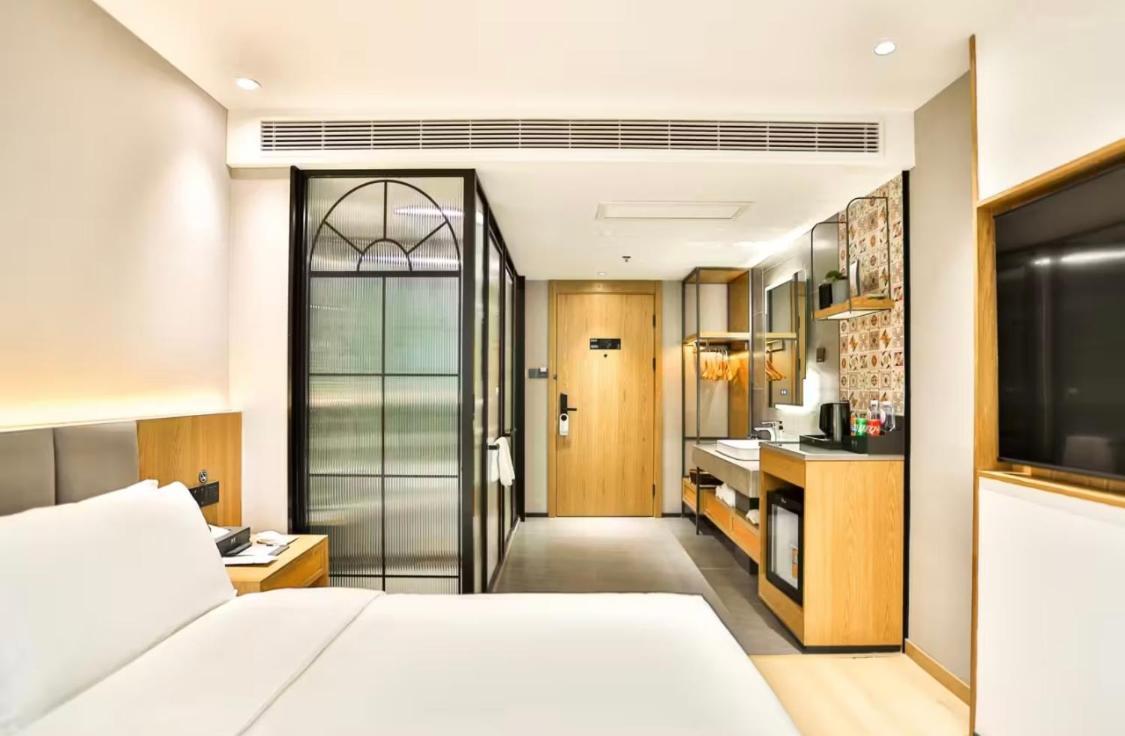 True Go Hotel - Shanghai Jing'An Temple Nanjing West Road المظهر الخارجي الصورة