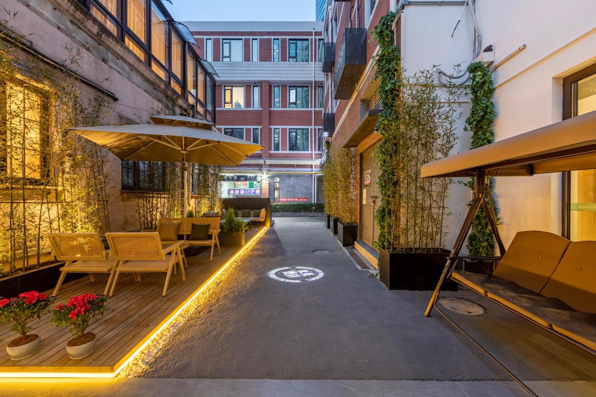 True Go Hotel - Shanghai Jing'An Temple Nanjing West Road المظهر الخارجي الصورة